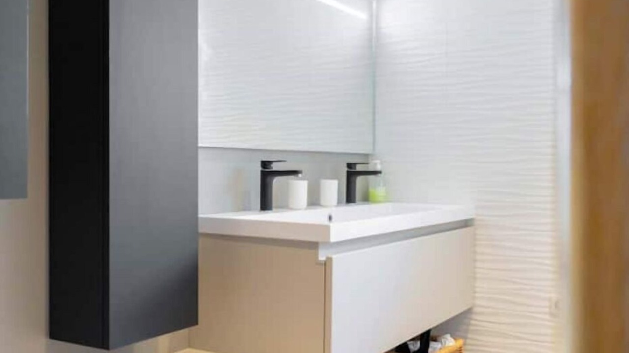 Photo of Bathroom in Saint-Marcel