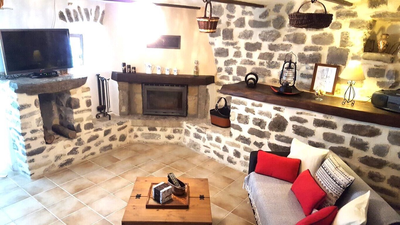 Photo of Livingroom in Saint-Pons