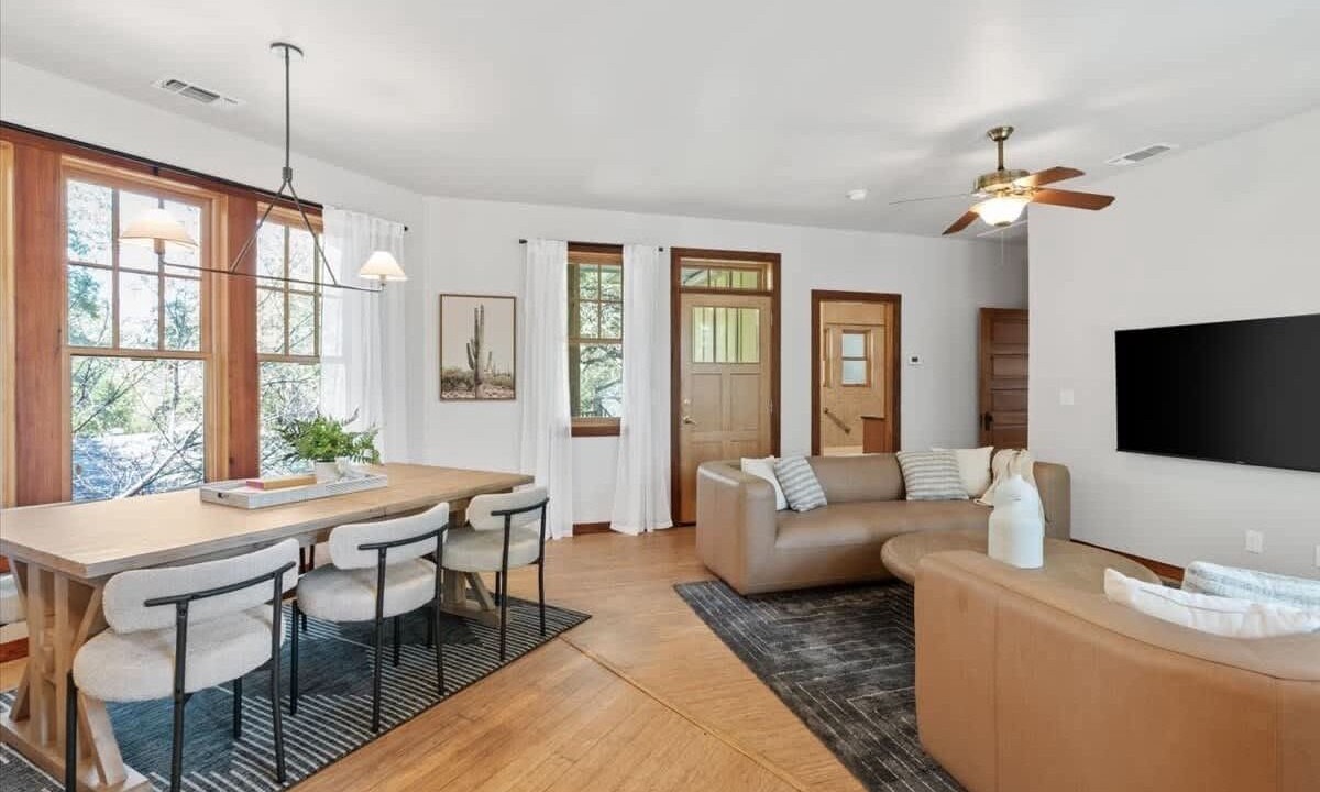 Photo of Livingroom in Travis Heights