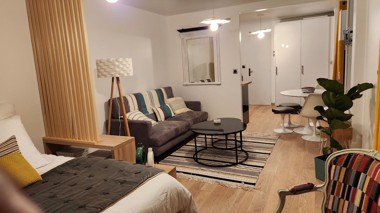 Photo of Bedroom in Centre-ville rive gauche