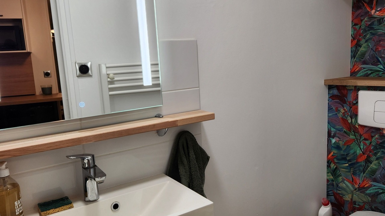 Photo of Bathroom in Centre-ville rive gauche