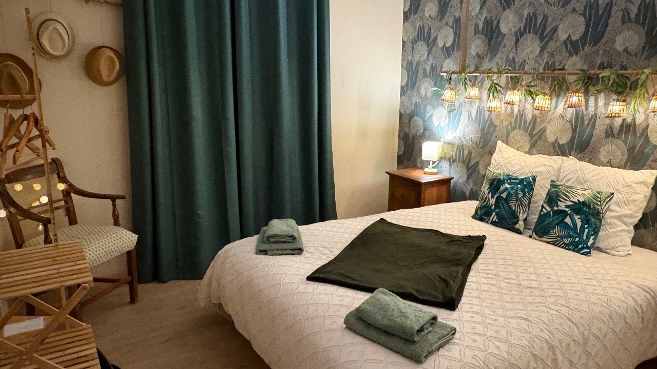 Photo of Bedroom in Fontenay-sur-Vegre