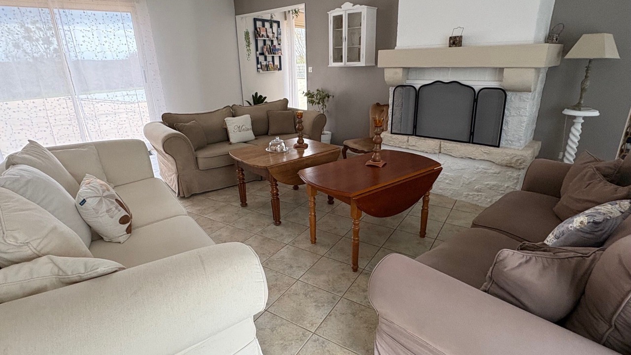 Photo of Livingroom in Fontenay-sur-Vegre