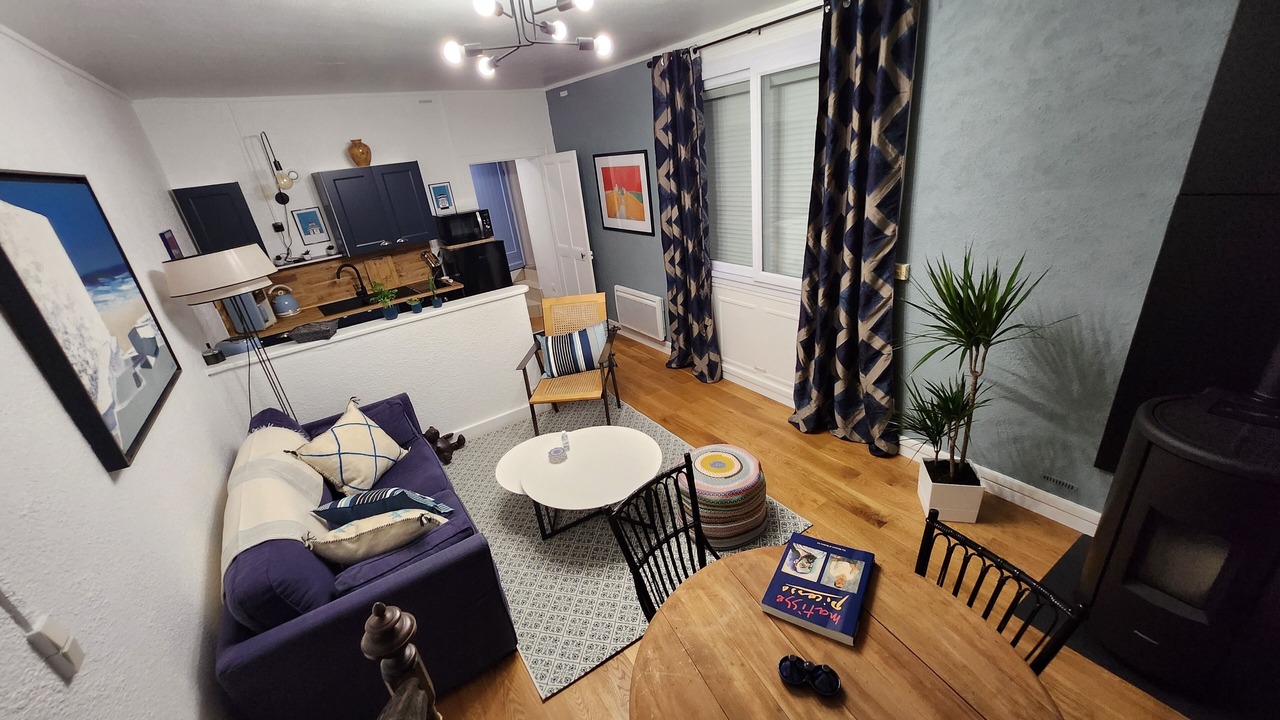 Photo of Livingroom in Laval