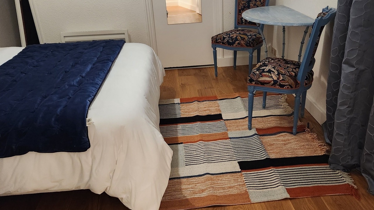 Photo of Bedroom in Laval