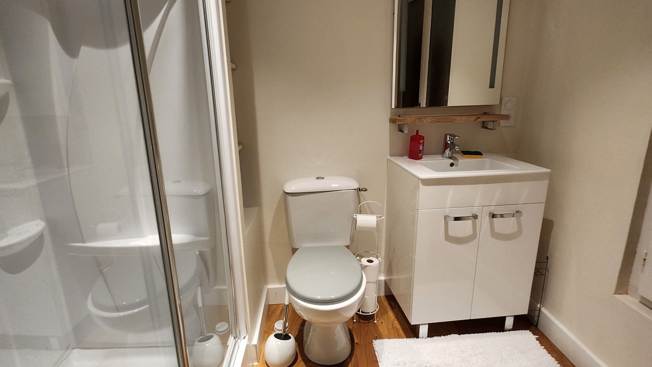 Photo of Bathroom in Laval