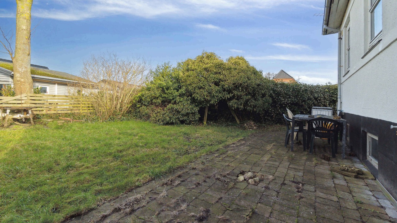 Photo of Others in Asaa