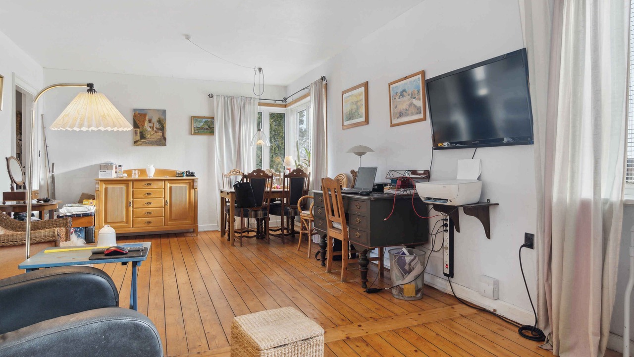 Photo of Others in Asaa