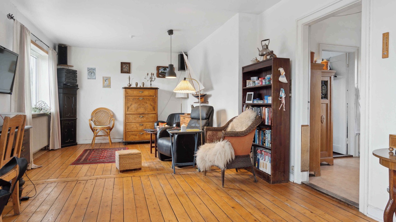 Photo of Others in Asaa