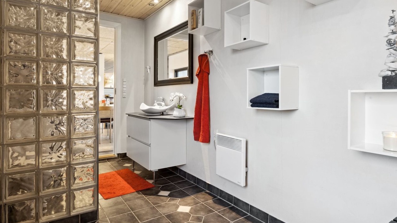 Photo of Bathroom in Allingabro
