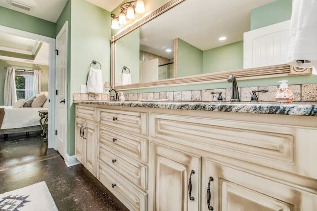 Photo of Bathroom in Milton