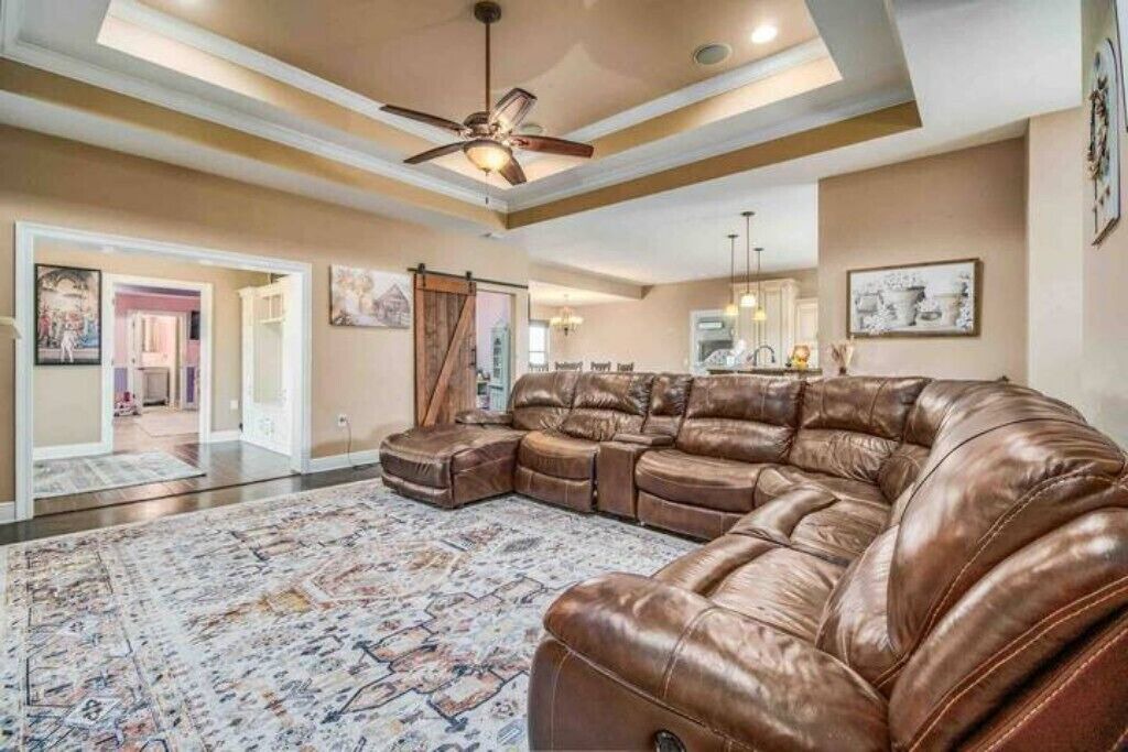 Photo of Livingroom in Milton