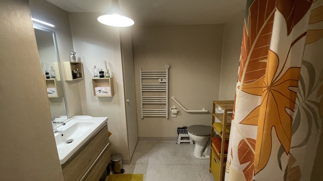 Photo of Bathroom in Costieres