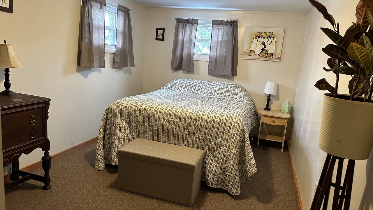 Photo of Bedroom in Warren