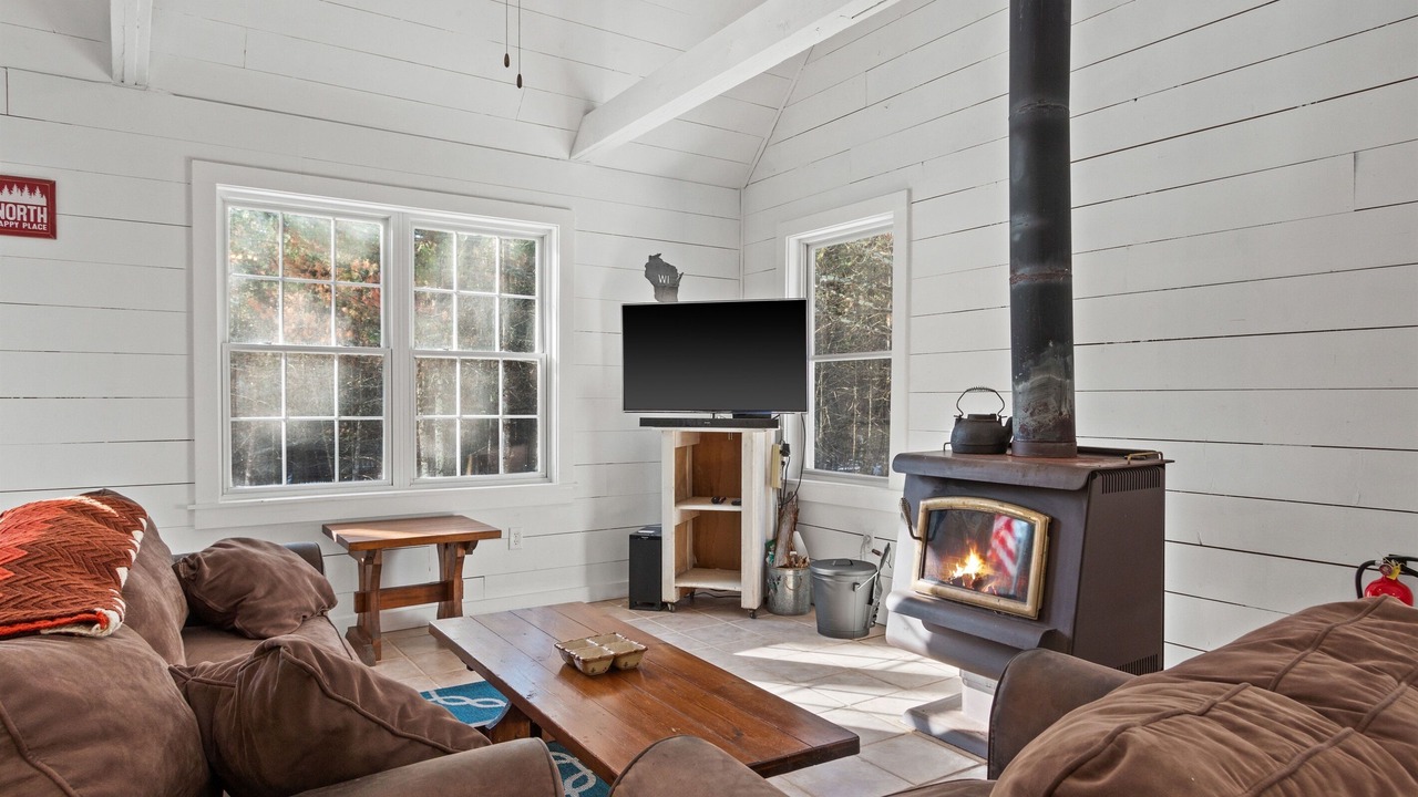 Photo of Livingroom in Arkdale