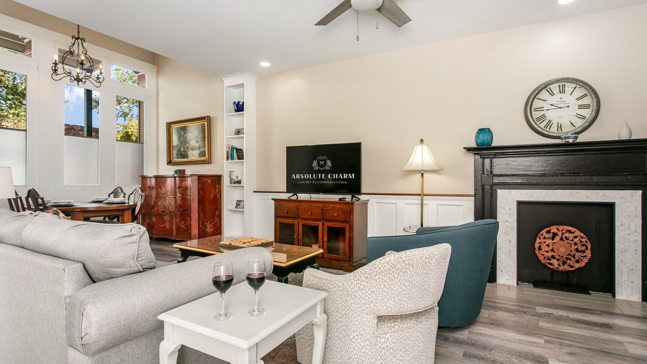 Photo of Livingroom in Natchez