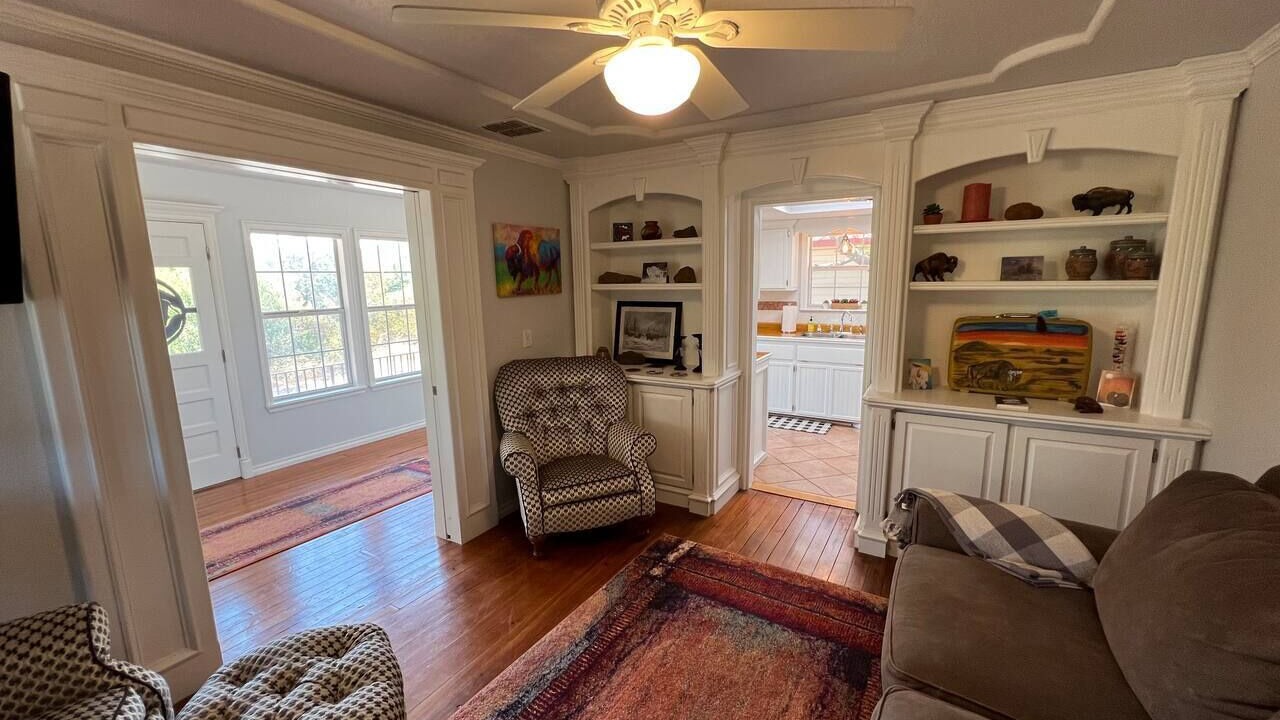 Photo of Livingroom in Medicine Park