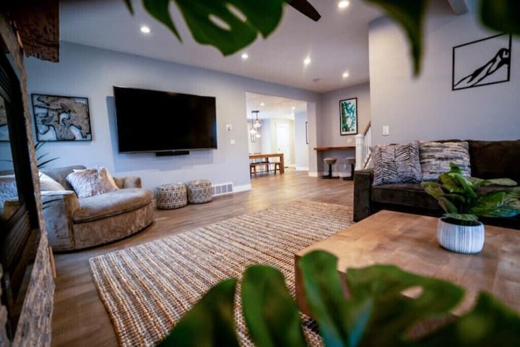 Photo of Livingroom in South Salt Lake