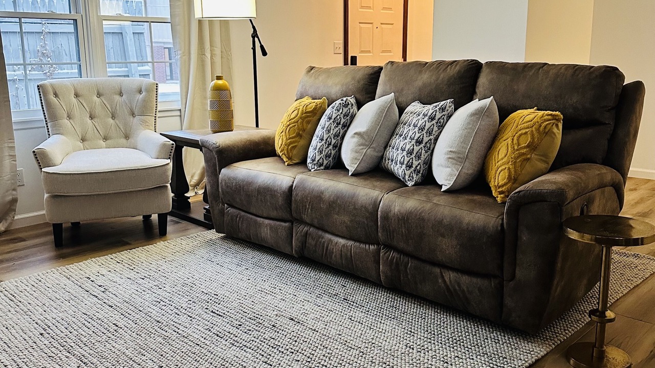 Photo of Livingroom in Lawrence