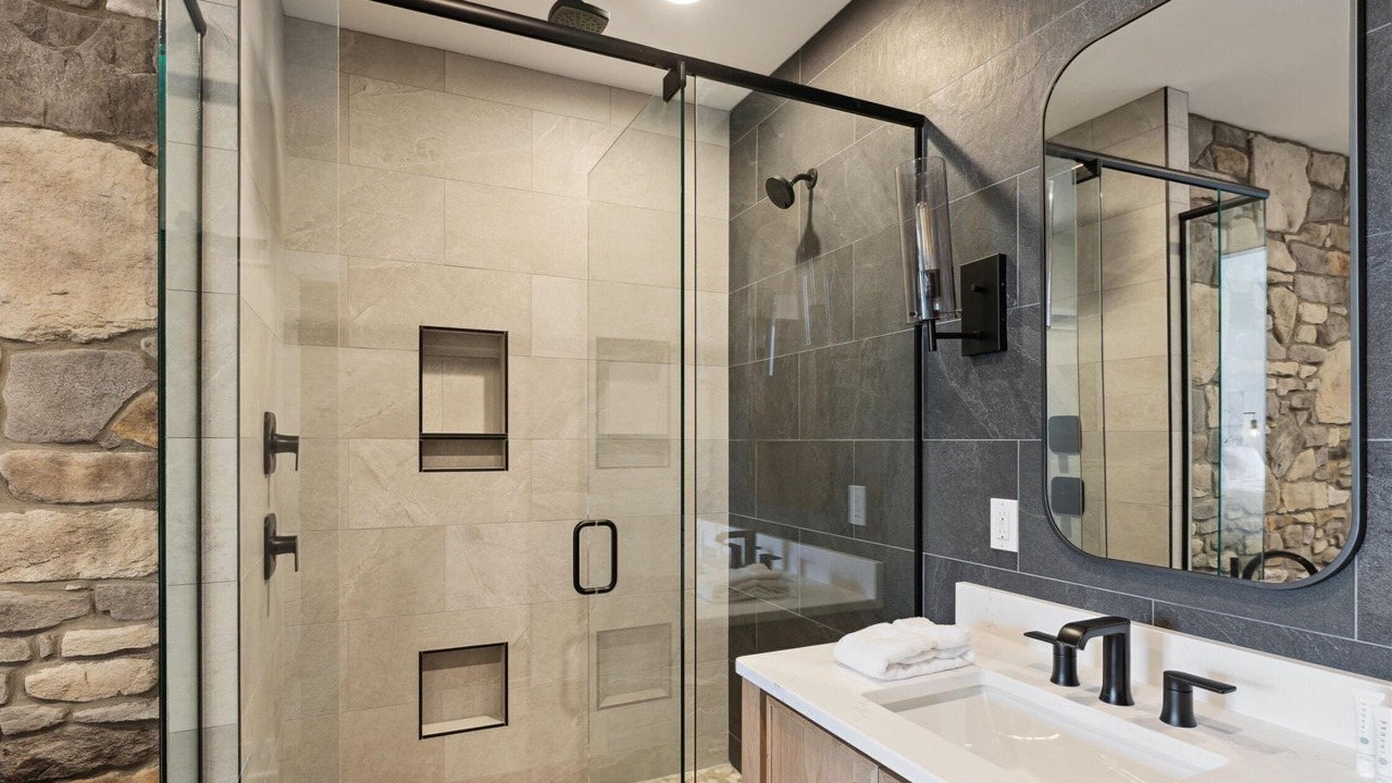 Photo of Bathroom in Gatlinburg