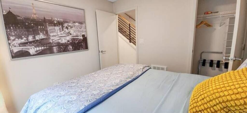 Photo of Others in North Admiral