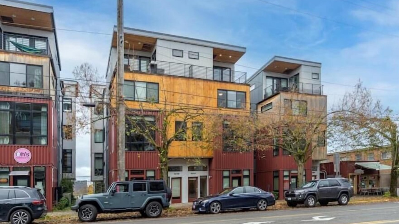 Photo of Others in North Admiral