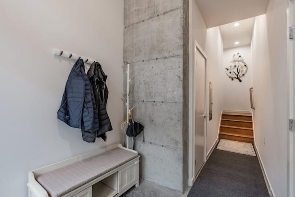 Photo of Others in North Admiral