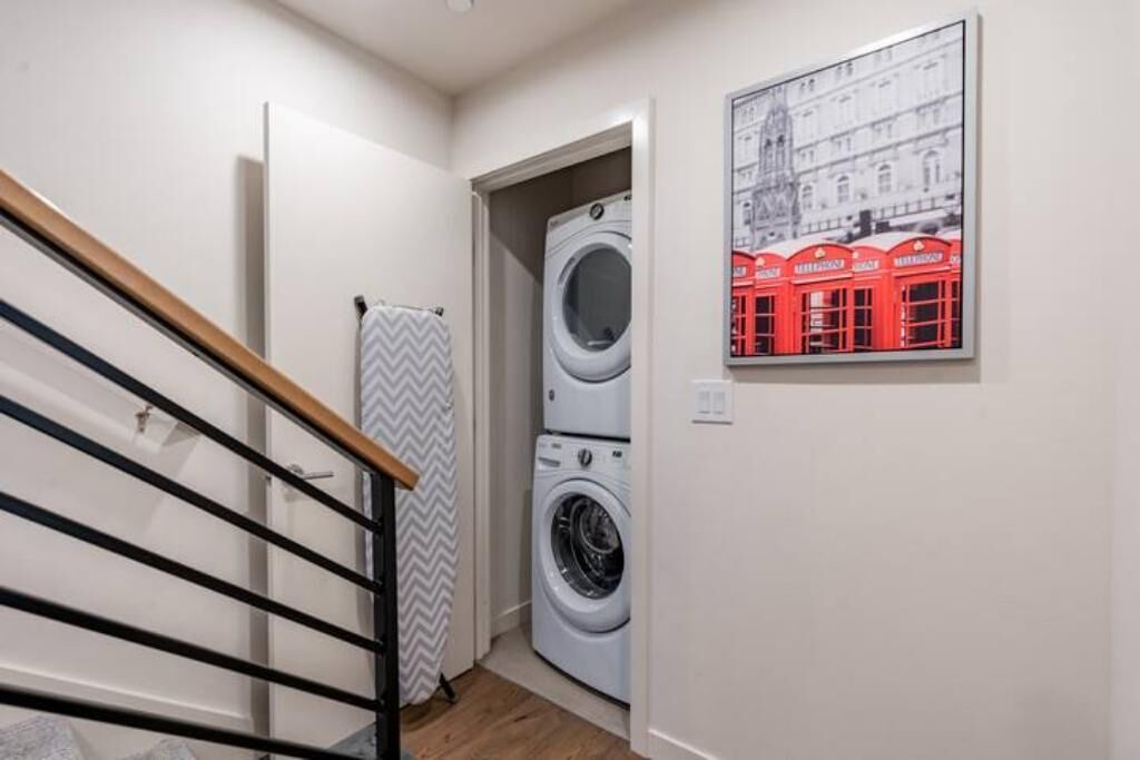 Photo of Others in North Admiral