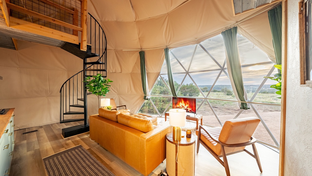 Photo of Livingroom in Oatmeal