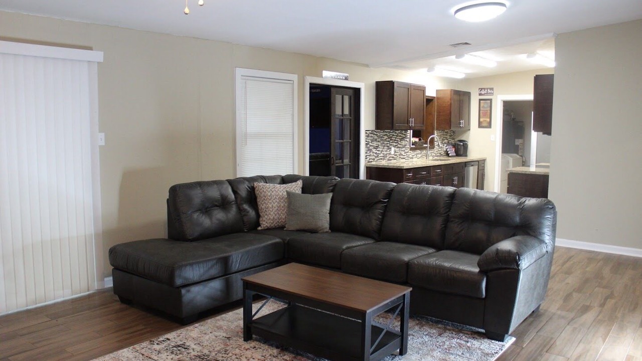 Photo of Livingroom in Central Southwest