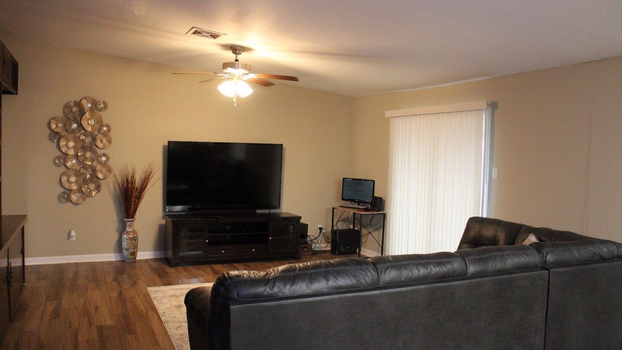 Photo of Livingroom in Central Southwest