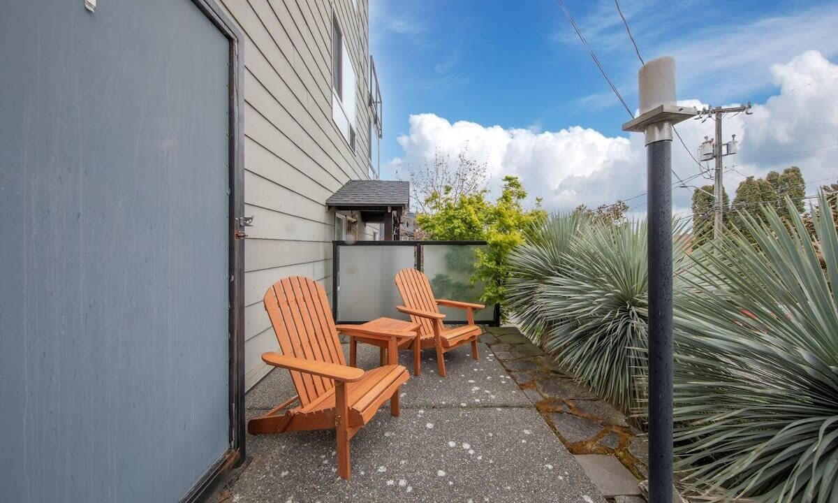 Photo of Outdoor in East Queen Anne