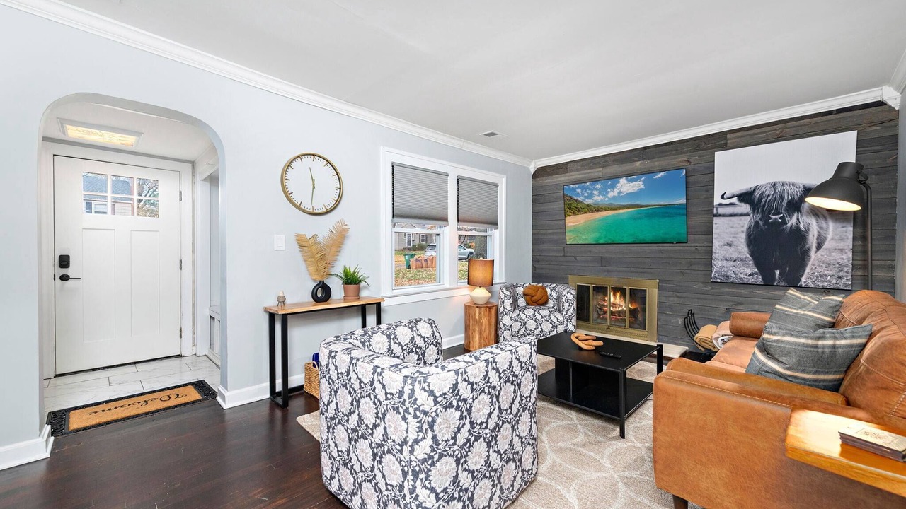 Photo of Livingroom in Fairway