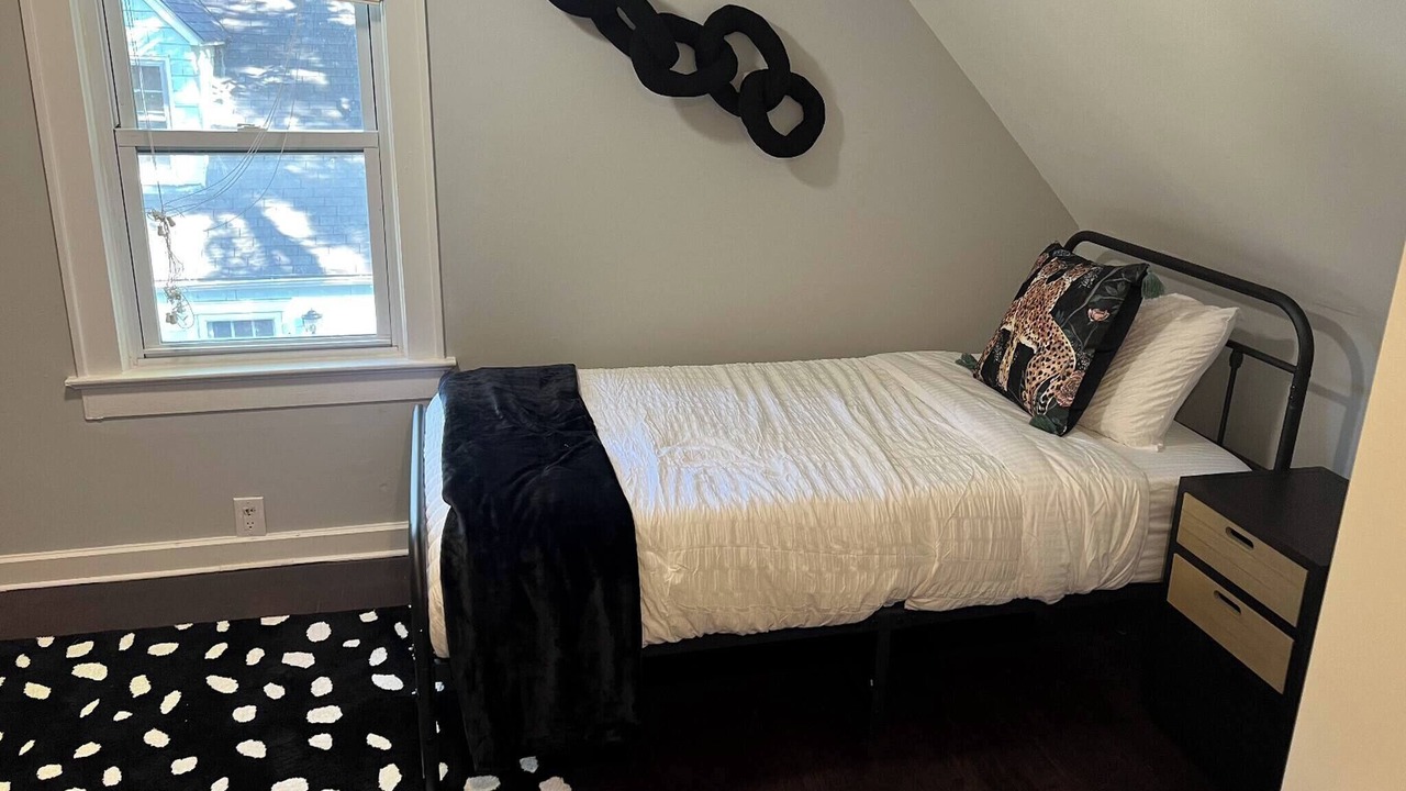 Photo of Bedroom in Fairway