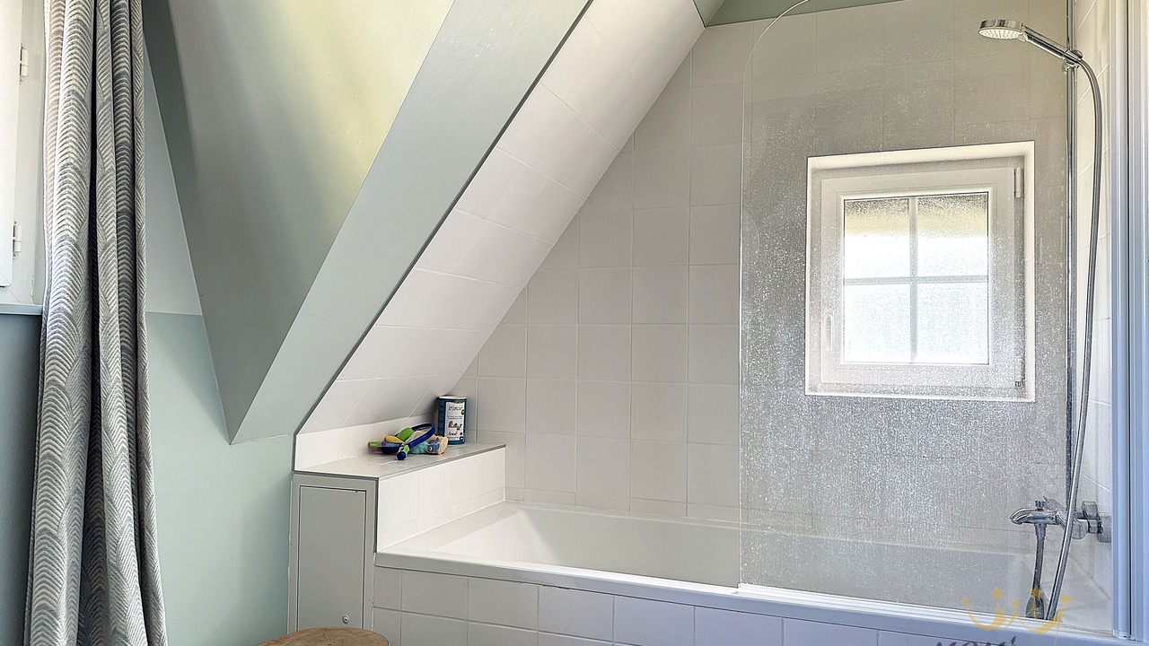 Photo of Bathroom in Touques