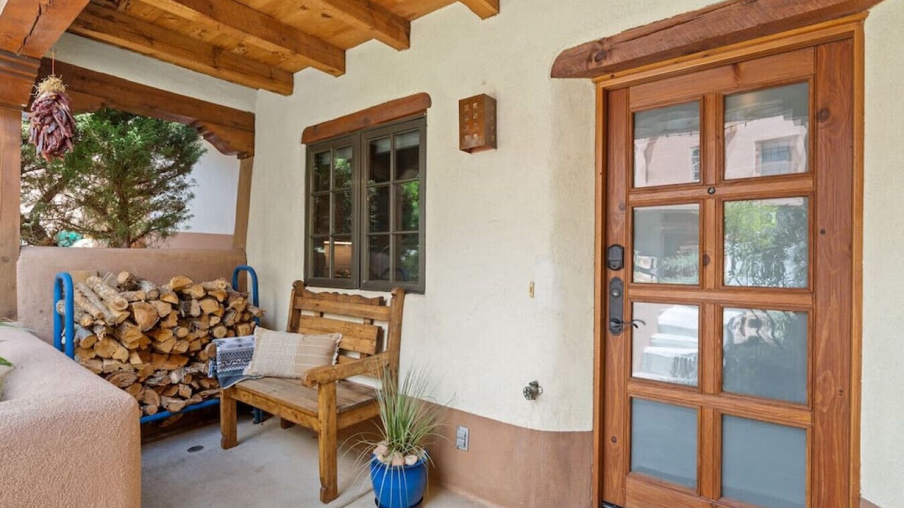 Photo of Patio Balcony in Northeast Santa Fe