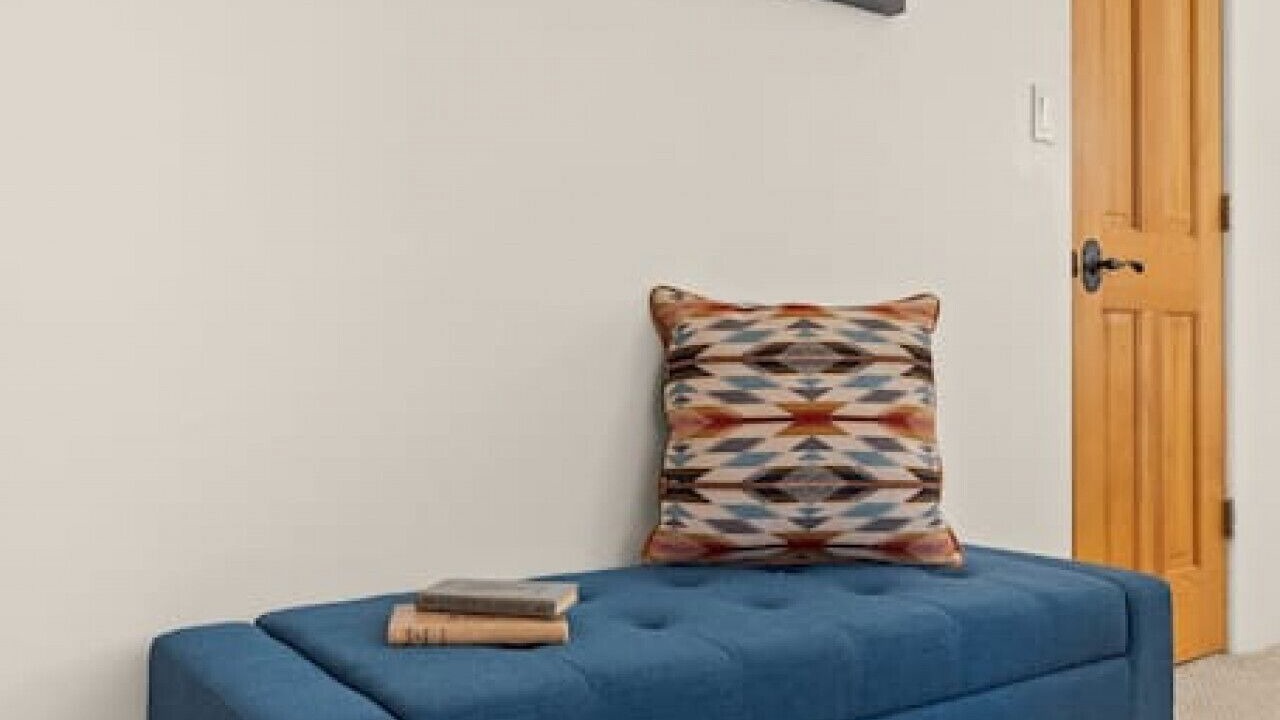 Photo of Livingroom in Northeast Santa Fe