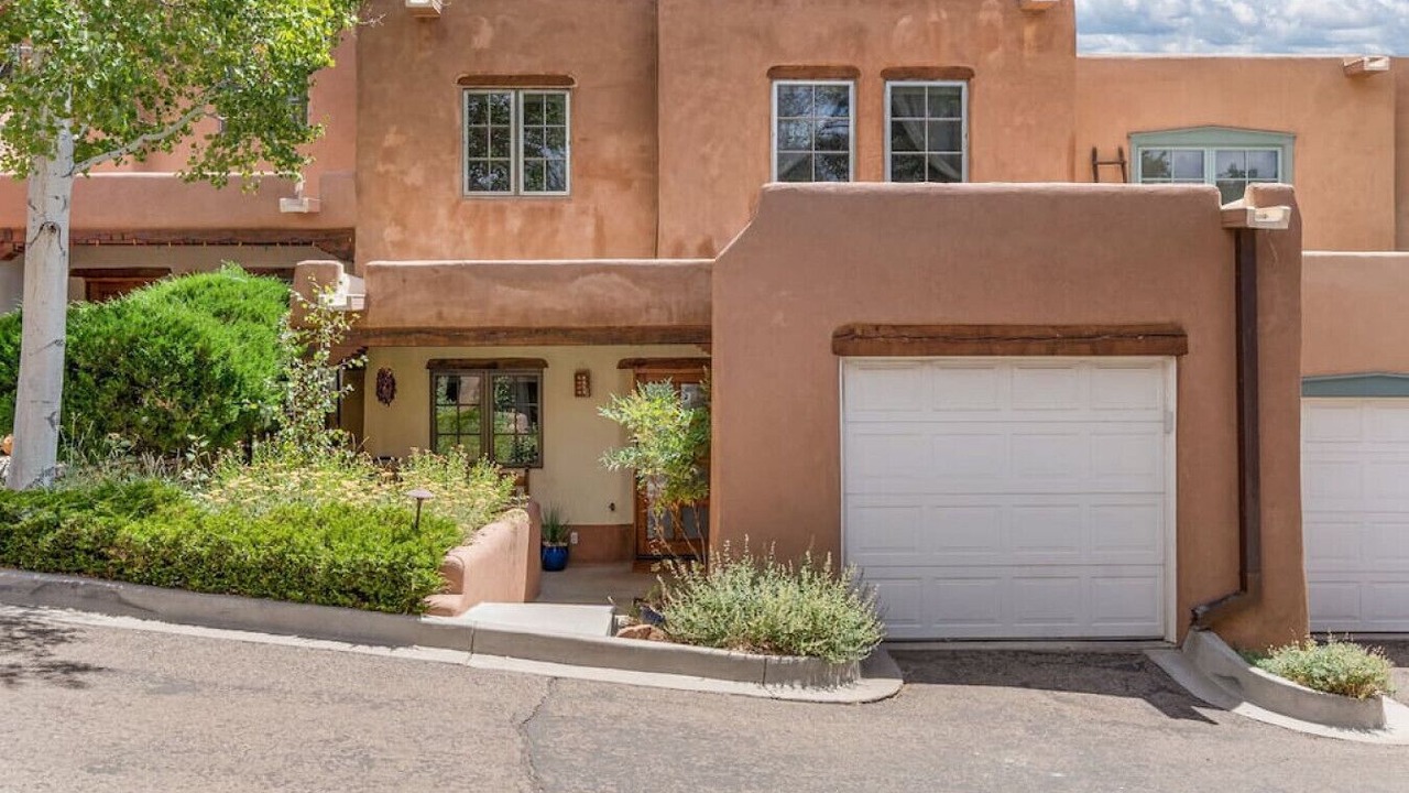 Photo of Outdoor in Northeast Santa Fe