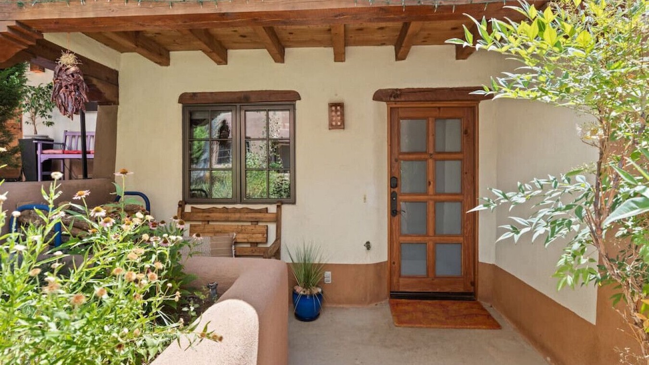 Photo of Patio Balcony in Northeast Santa Fe