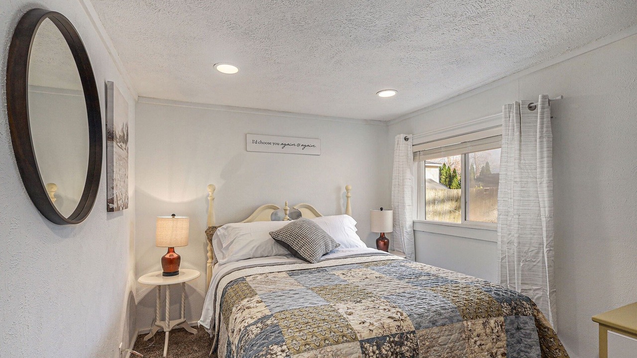 Photo of Bedroom in Smyrna