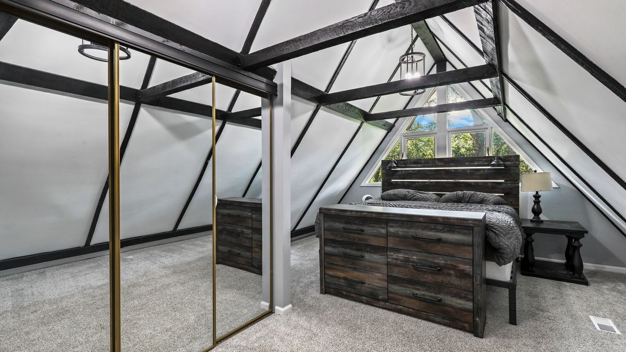 Photo of Bedroom in Cedar Lake