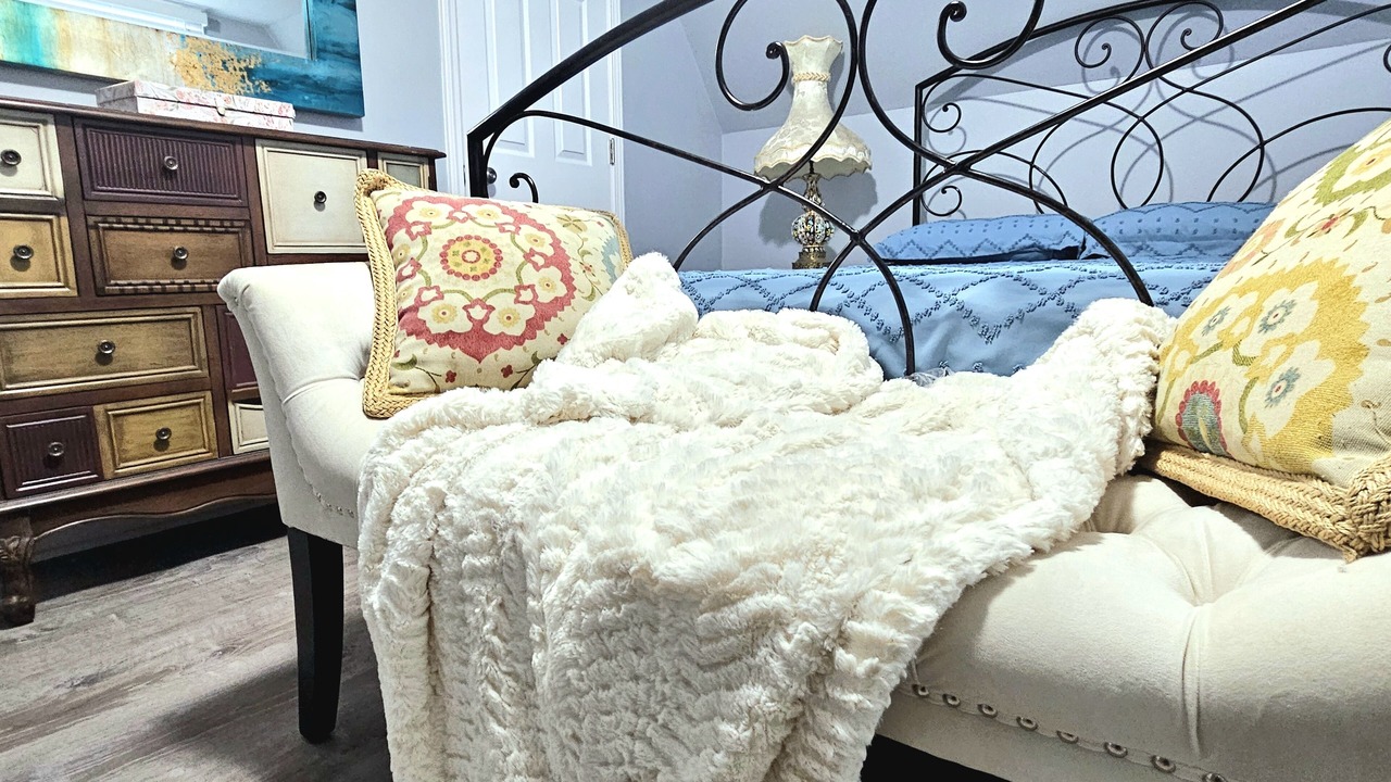 Photo of Bedroom in Cedar Lake