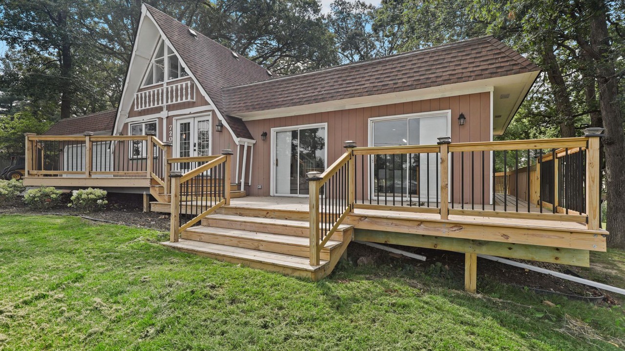 Photo of Outdoor in Cedar Lake