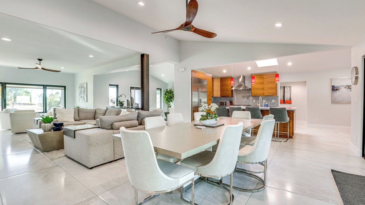 Photo of Bedroom in La Tierra Estates