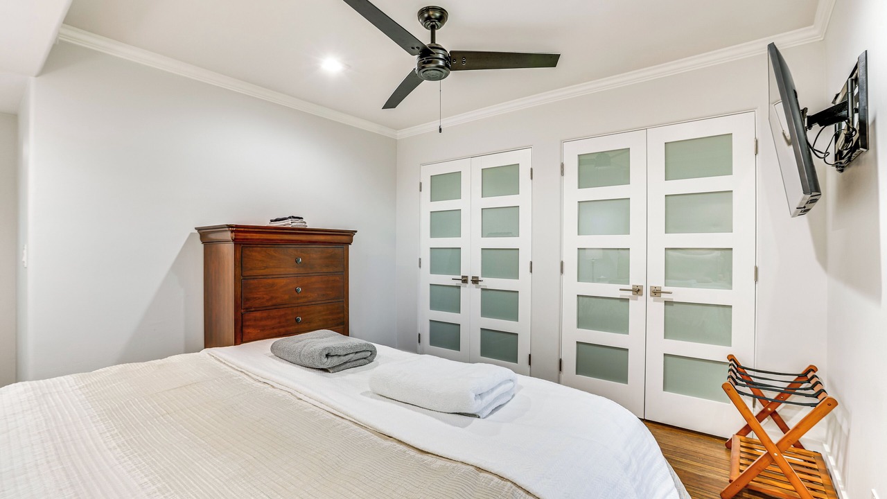 Photo of Bedroom in La Tierra Estates