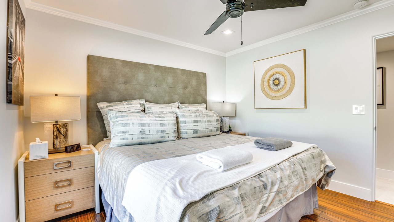 Photo of Bedroom in La Tierra Estates