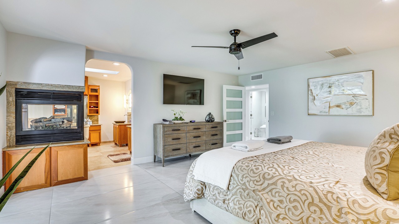 Photo of Bedroom in La Tierra Estates