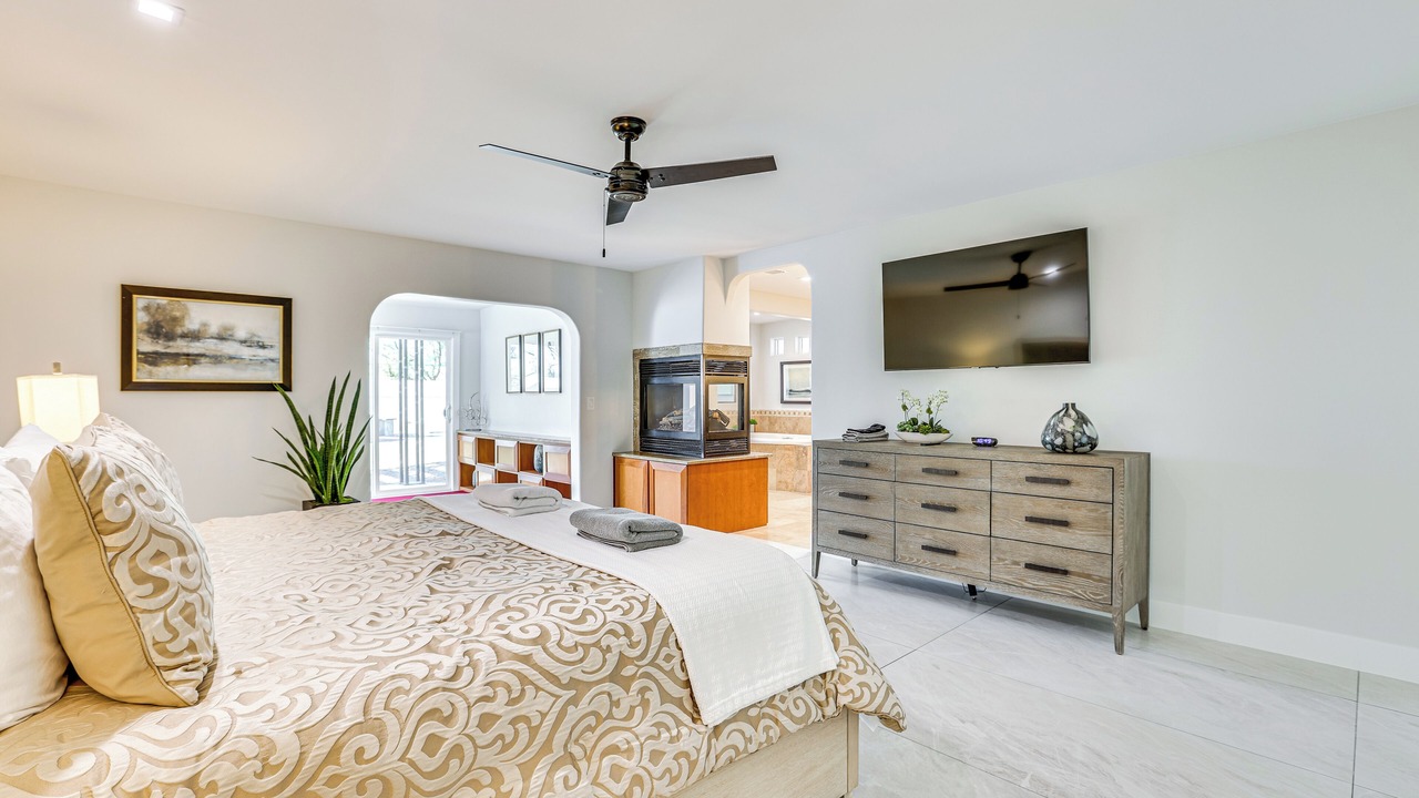 Photo of Bathroom in La Tierra Estates