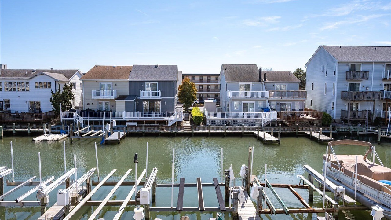 Photo of Others in Heron Harbour Isle