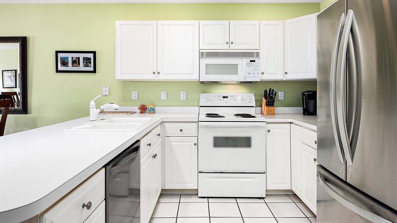 Photo of Kitchen in Heron Harbour Isle